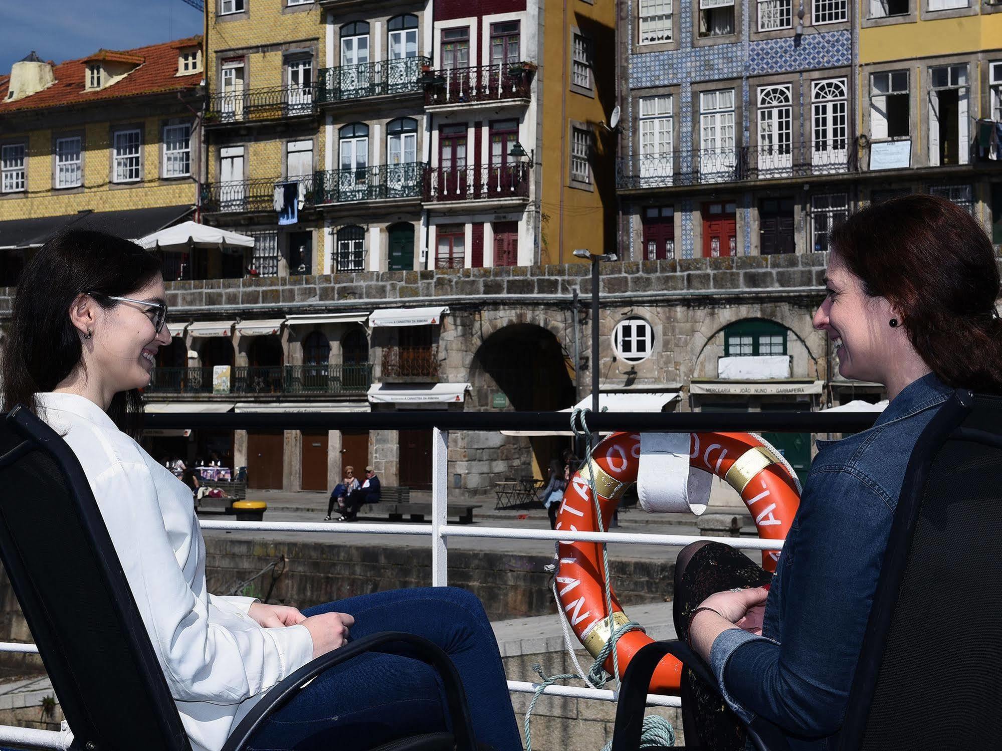 Invicta Ribeira Boat Hotel Porto Exterior foto